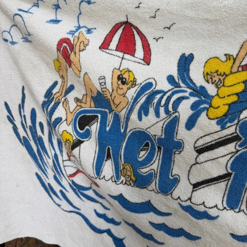 Wet N Wild Vintage Beach Towel Beach Surf Fun Water Park 1980s
